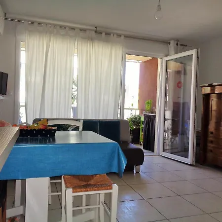 Quartier Des Plages 1 Chambre Wifi Climatisation Parking En Sous Sol Apartment