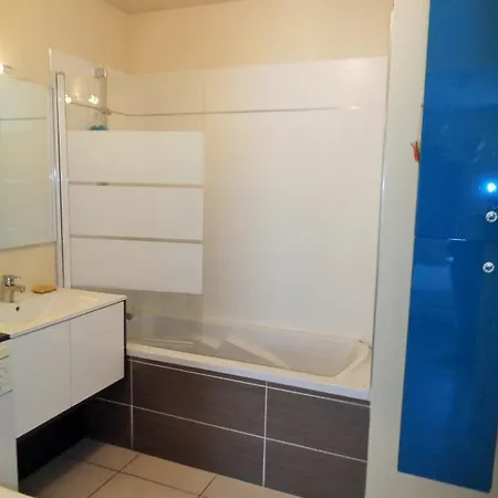 Quartier Des Plages 1 Chambre Wifi Climatisation Parking En Sous Sol Sete