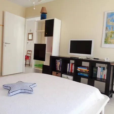 Quartier Des Plages 1 Chambre Wifi Climatisation Parking En Sous Sol